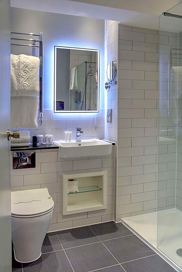 B/W Plus Lancashire Manor Hotel