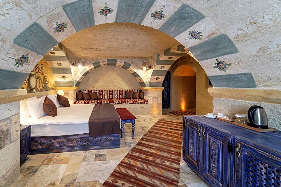 DOCTOR'S CAVE SUİTES