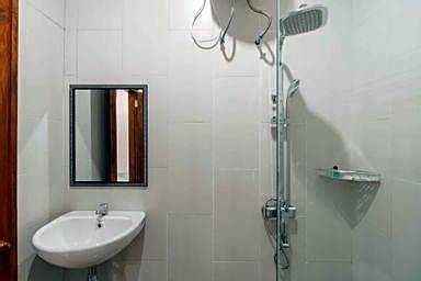 RedDoorz @ Hotel Copacobana Bengkulu