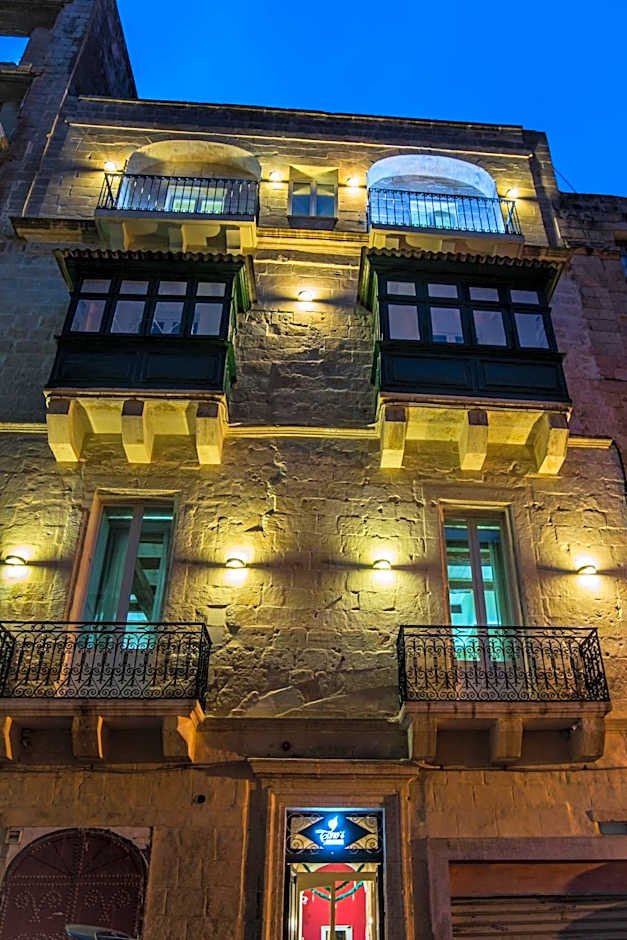 Tano's Boutique Guesthouse