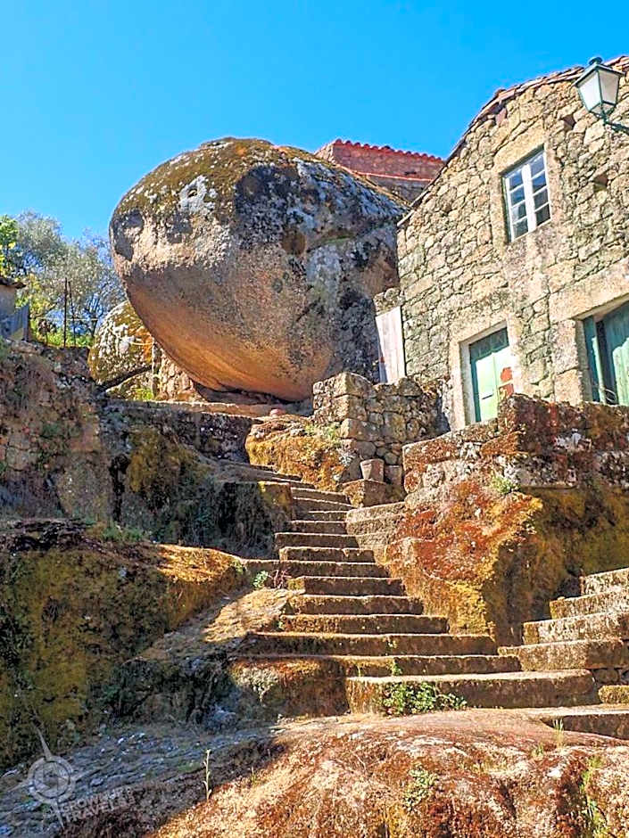 Monsanto GeoHotel Escola