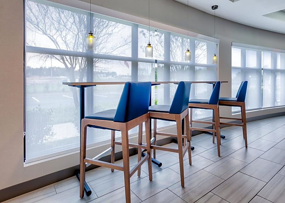 Holiday Inn Express Hotel & Suites Pell City By IHG