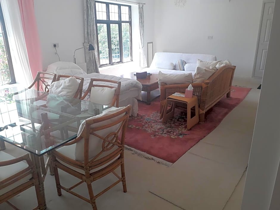 Moaps Farm B&B support small business, welcome, check in from 5 pm