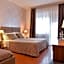 Hotel Crystal