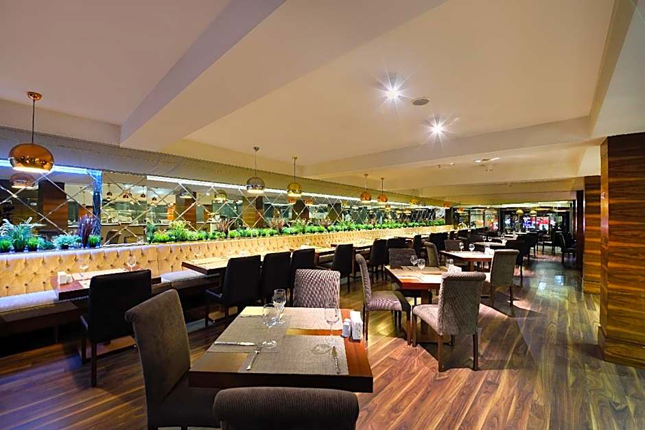 Tiara Thermal & SPA Hotel