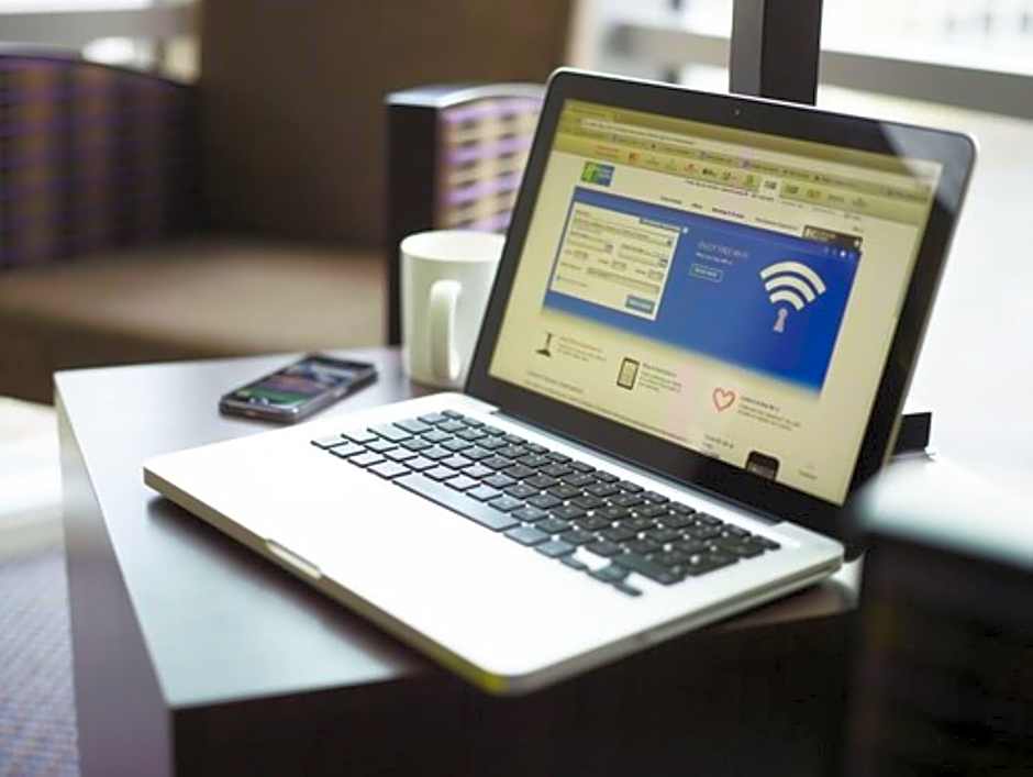 Holiday Inn Express Winnipeg Airport - Polo Park By IHG