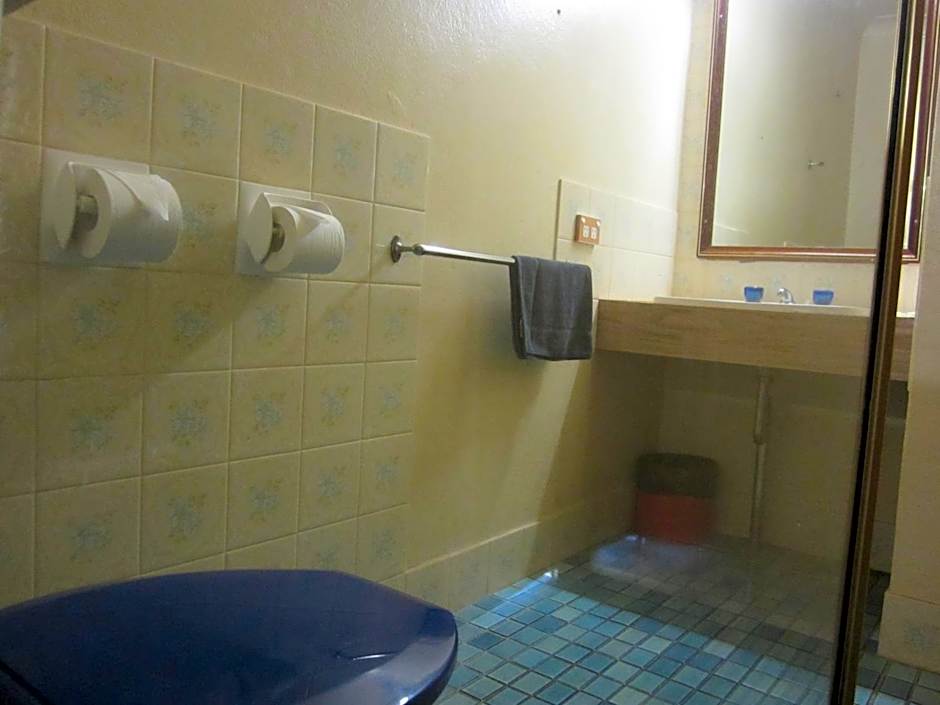 Canberra Lyneham Motor Inn