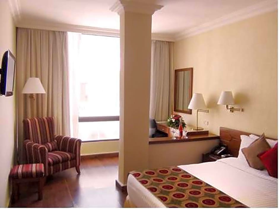 Orient Prince Hotel