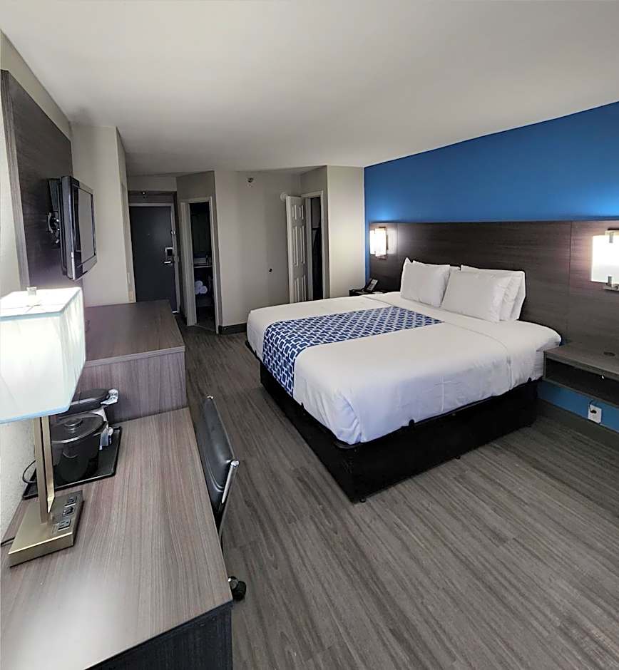 La Quinta Inn & Suites by Wyndham Houston Stafford Sugarland