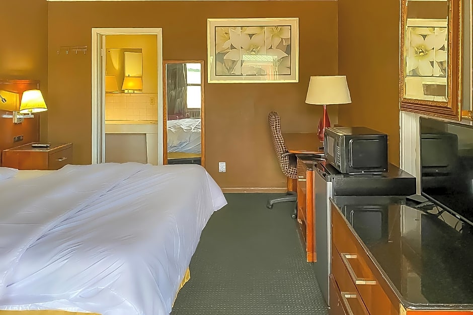 Hotel O Tallassee Hwy 14