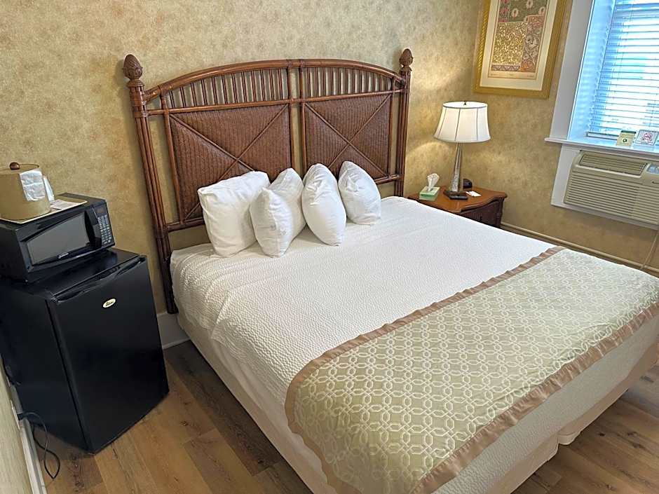 Island House Historic Vacation Rentals