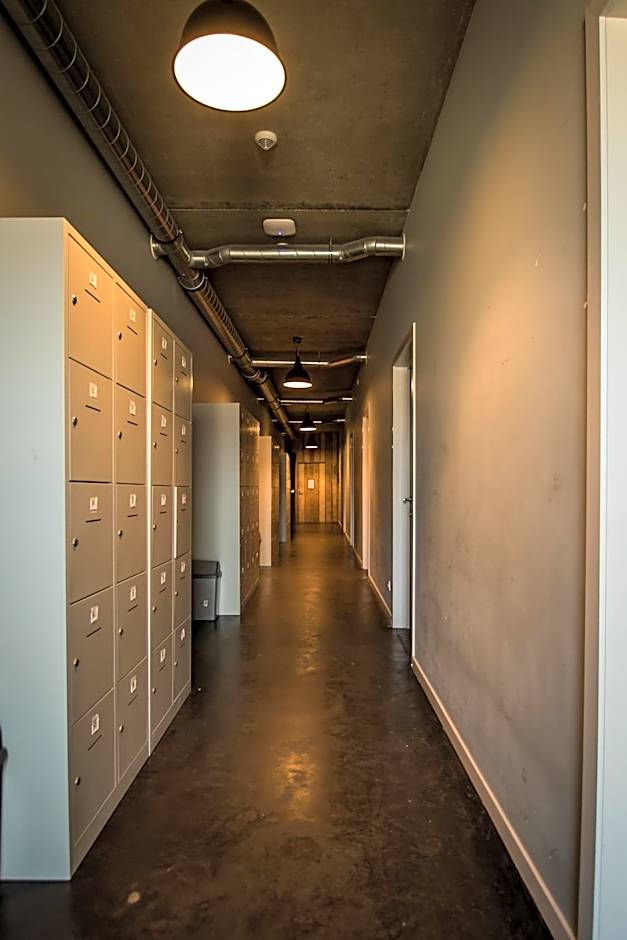 Lakeside Paradise Sport Hostel