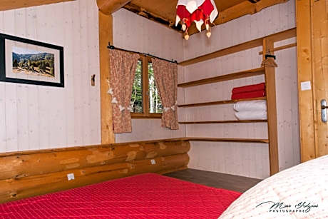 Four-Bedroom Chalet (12 people)
