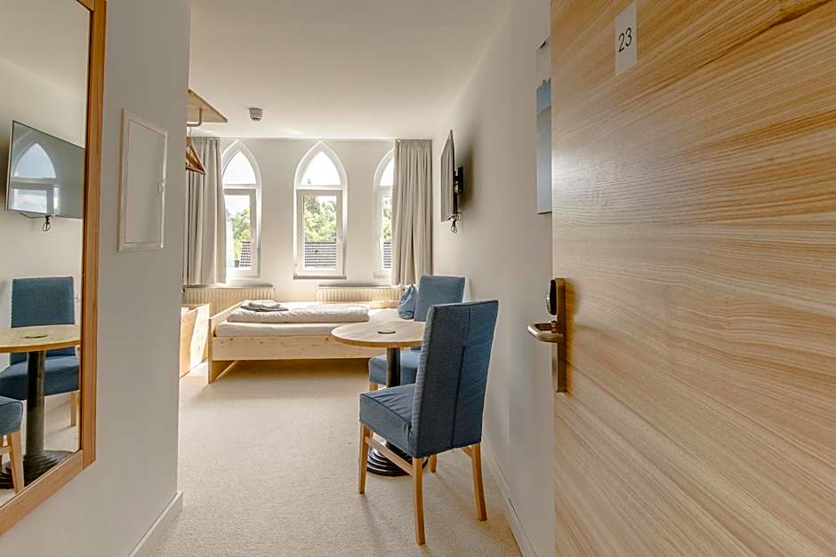 Zdjęcie 1 z 11 — 2 Beds