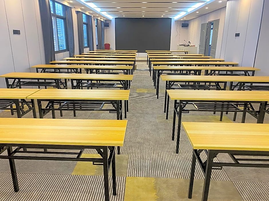 City Comfort Premier Hotel Guigang Sports Center Wanda