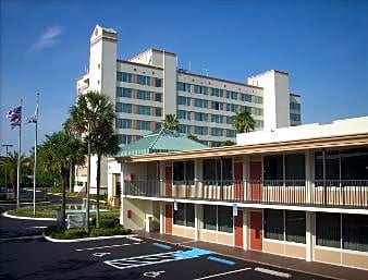 Ramada by Wyndham Kissimmee Gateway