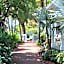 Lighthouse Hotel - Key West Historic Inns