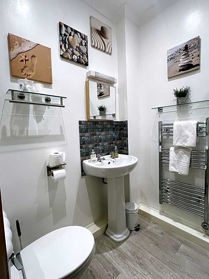 Ellies Guest House