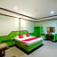 OYO 75334 Train Hotel