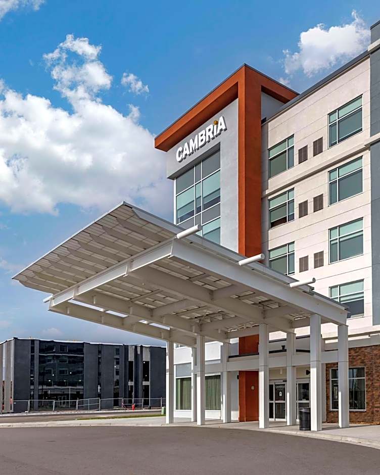 Cambria Hotel Bloomington Mall of America Minneapolis Airport