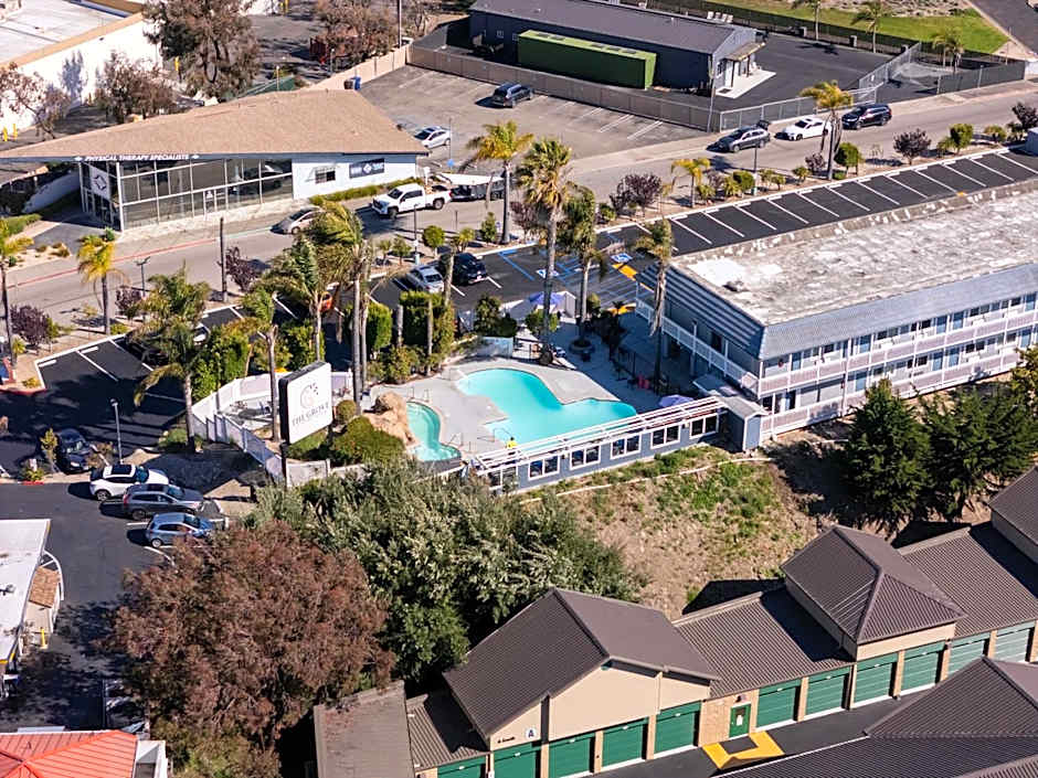 The Grove at Pismo Beach