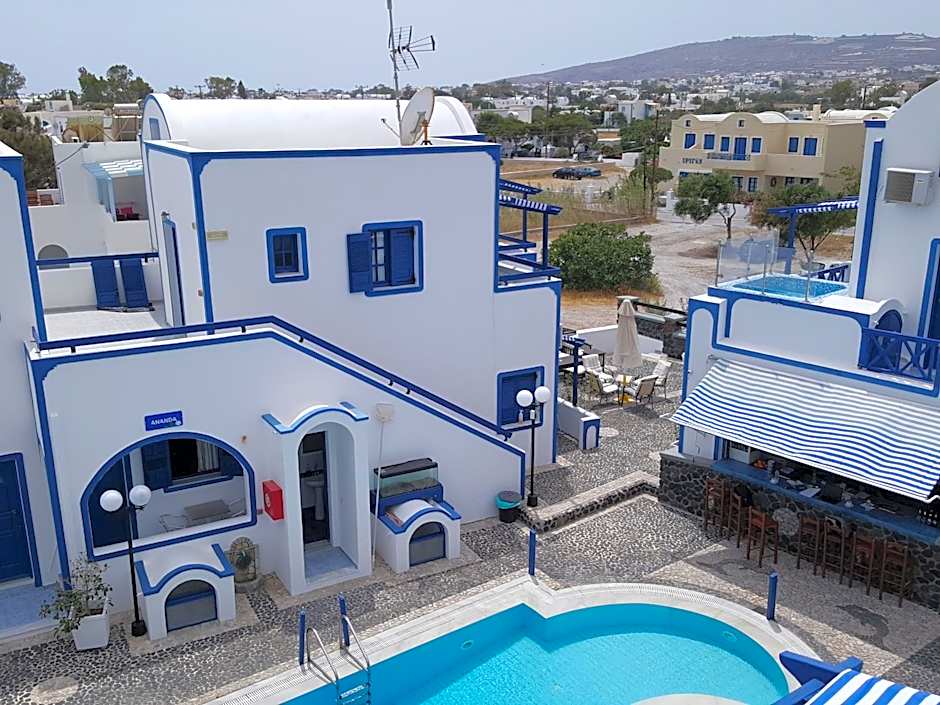 Roula Villa Studios & Apartments