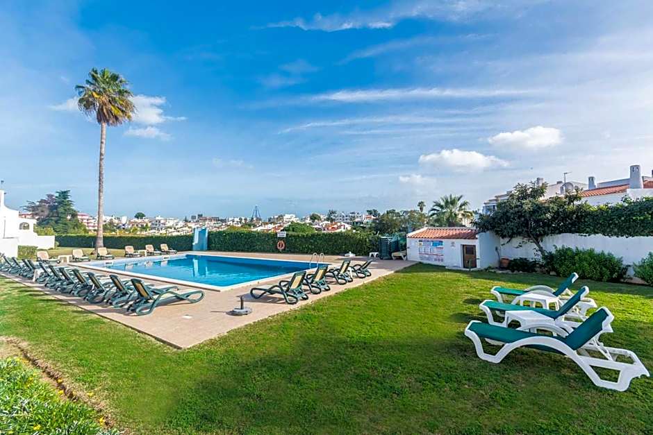 Oura Parque Apartamentos Turisticos