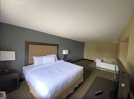 1 King Bed, 1 Double Bed, Suite, Nonsmoking