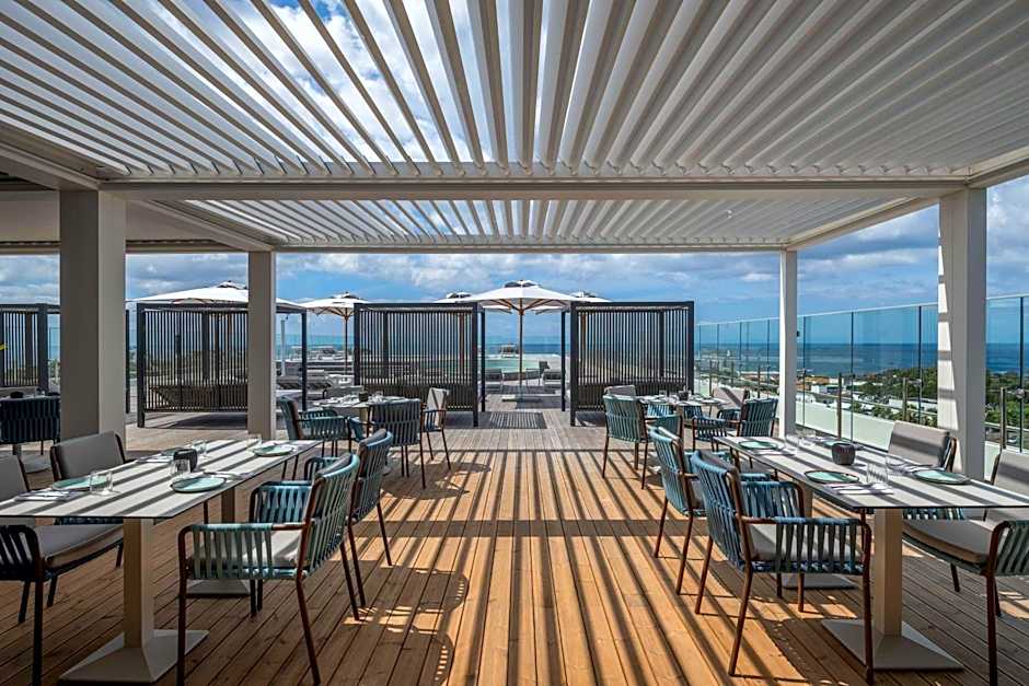 DoubleTree by Hilton Lagoa Azores