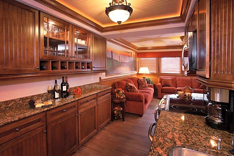 Biscayne Suites