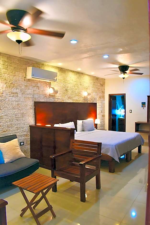 El Zaguán Colonial by GuruHotel