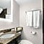 SureStay Plus by Best Western Windsor