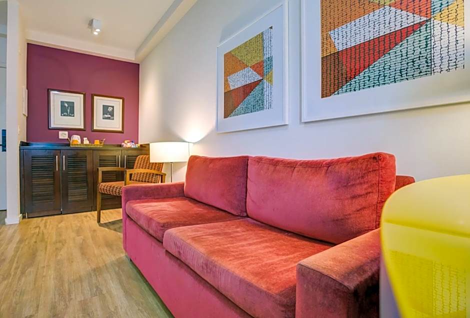 Quality Suites Alphaville