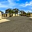 Costello Hotels - Moonta Bay Cabins