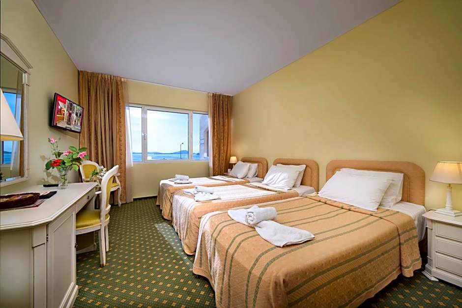 Angelika Pallas Hotel