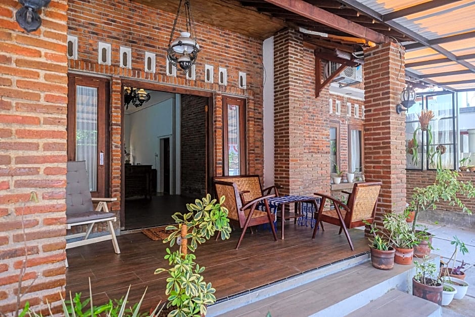 RedDoorz Syariah @ Ndalem Pusponyidro Klaten