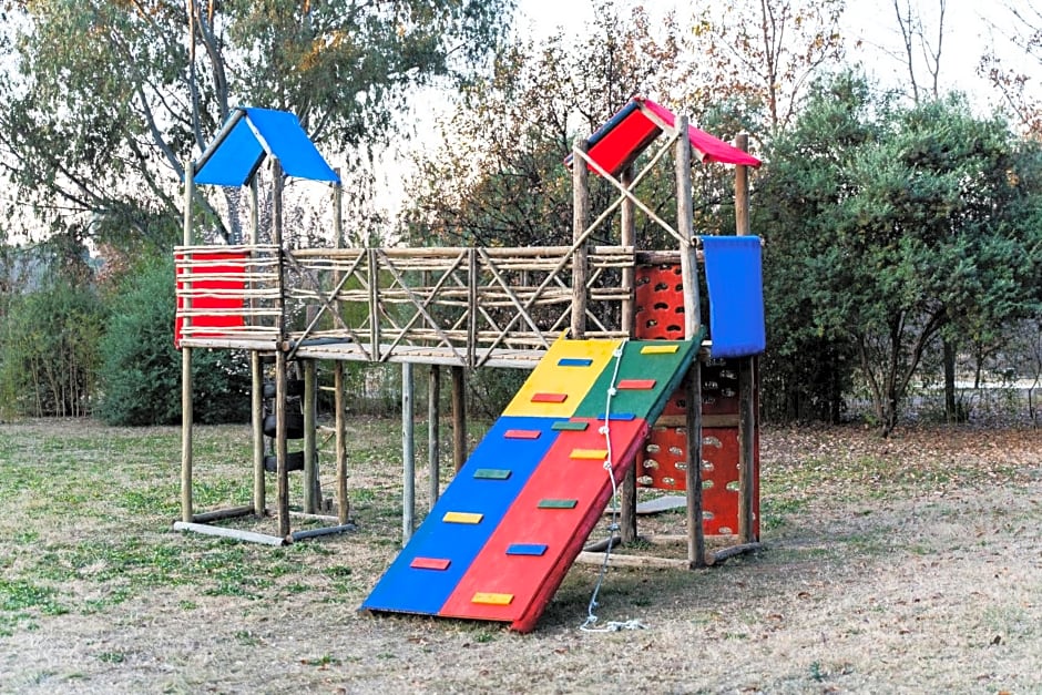 Hakunamatata Lodge & Health Spa/ Wedding & Conference venue