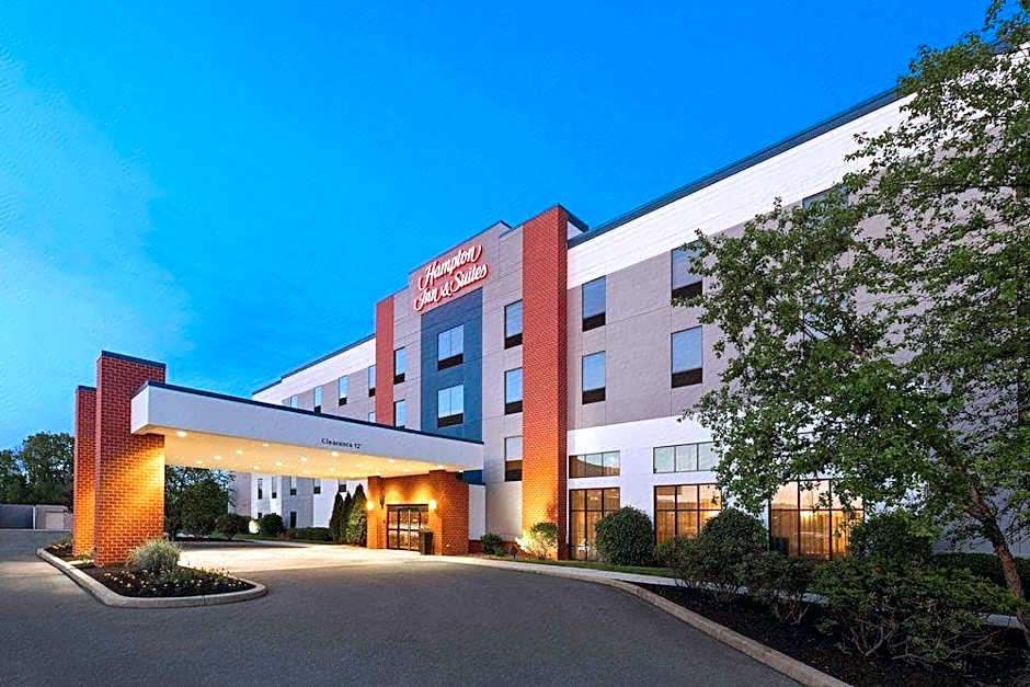 Hampton Inn & Suites Harrisburg