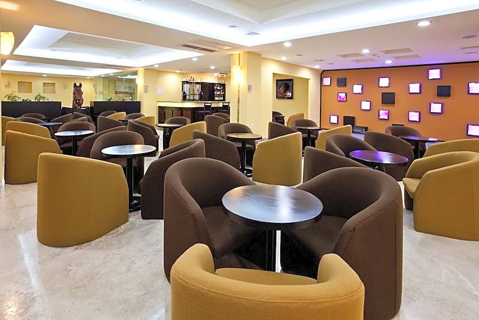 Hotel Hipico Inn