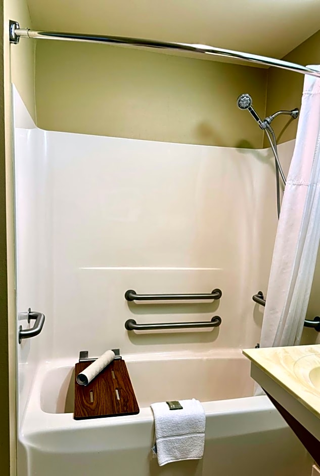 Country Inn & Suites by Radisson, Rochester South, MN