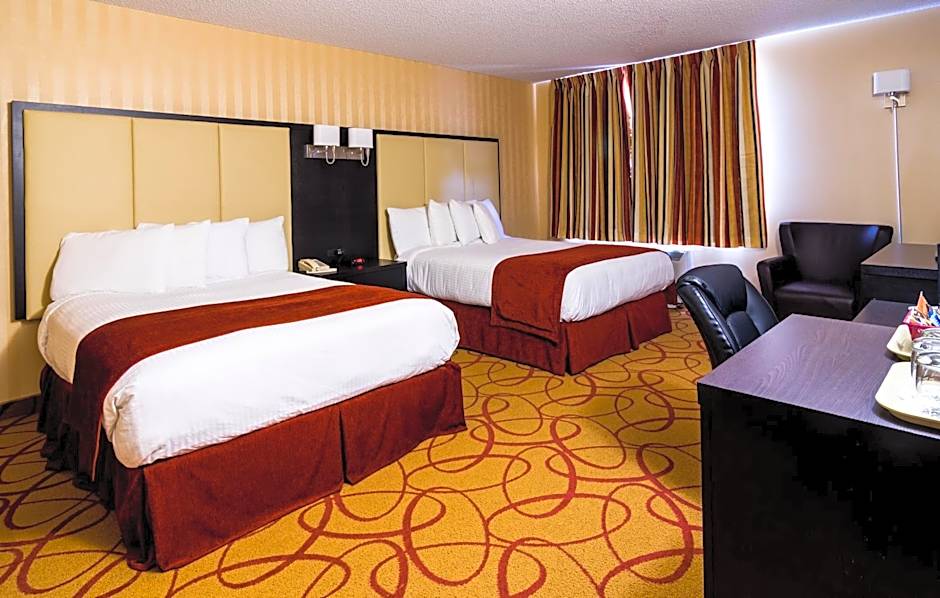 Sinbads Hotel & Suites