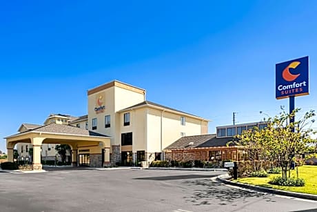 Comfort Suites Panama City near Tyndall AFB