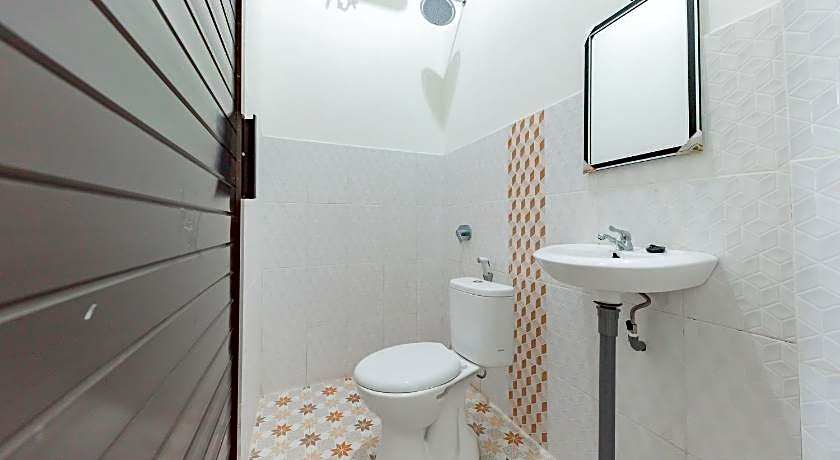 Urbanview Hotel La De Grizz Syariah Sampit by RedDoorz