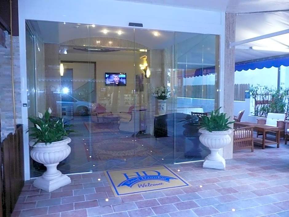 Hotel Danubio