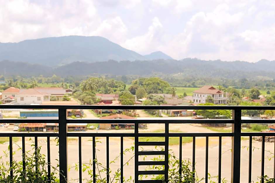 Consiana Vang Vieng Hotel