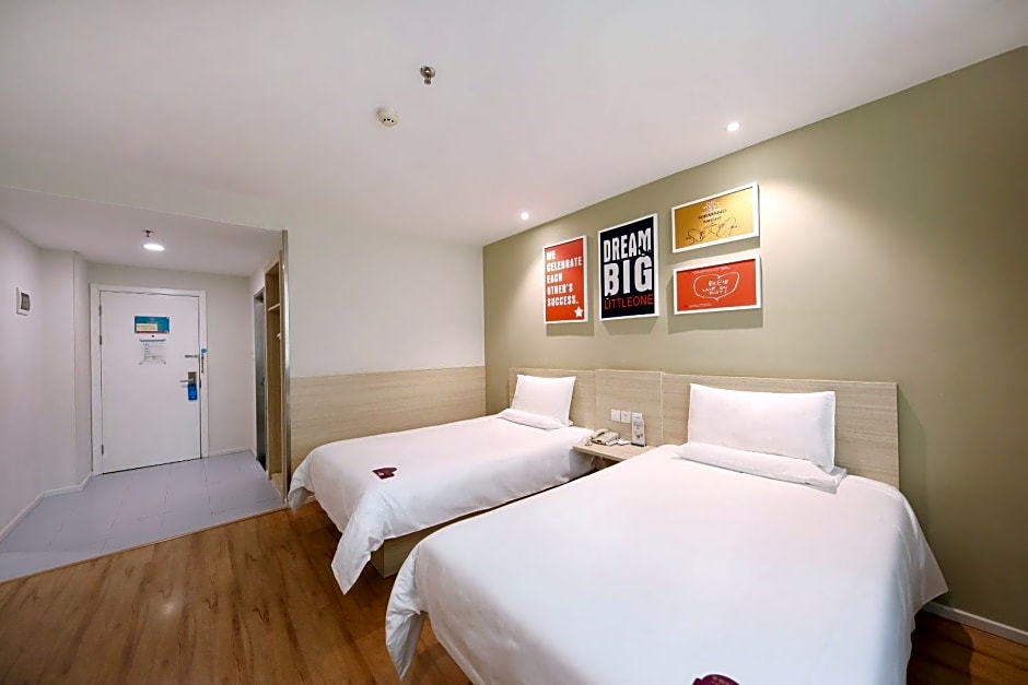 Hanting Hotel Guangzhou Gangding Metro Station