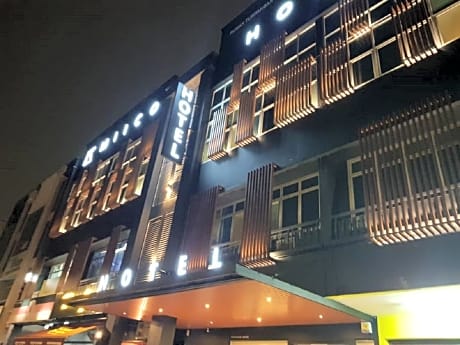 MIICO Hotel @ Mount Austin