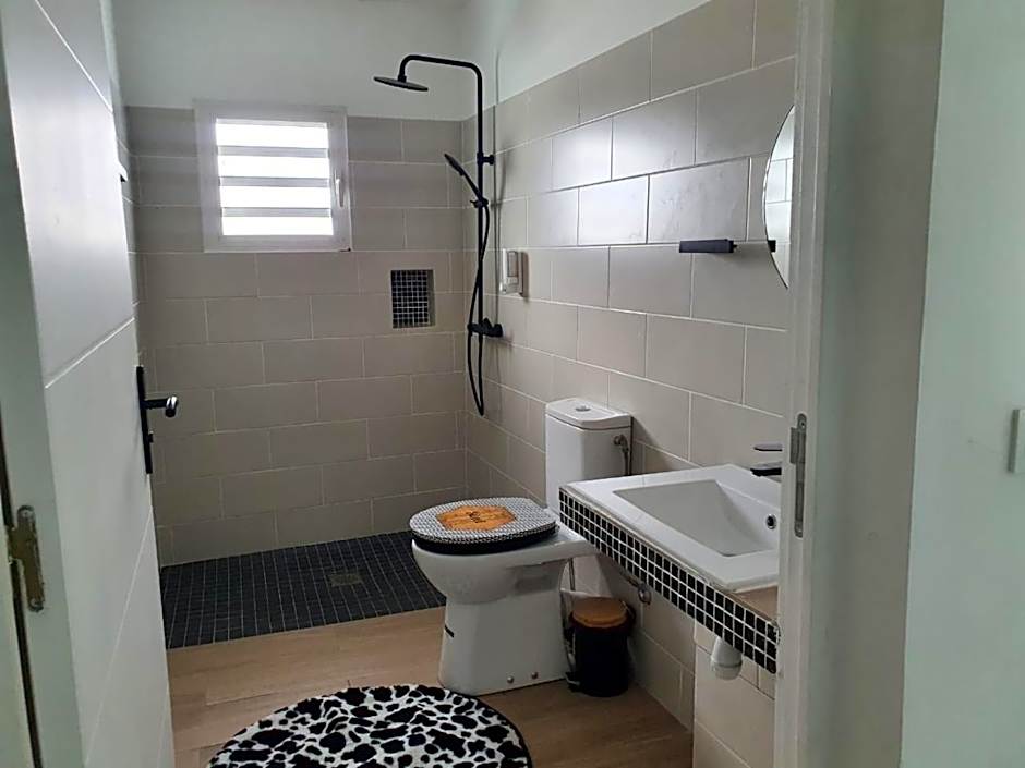 Over The Hill Residence