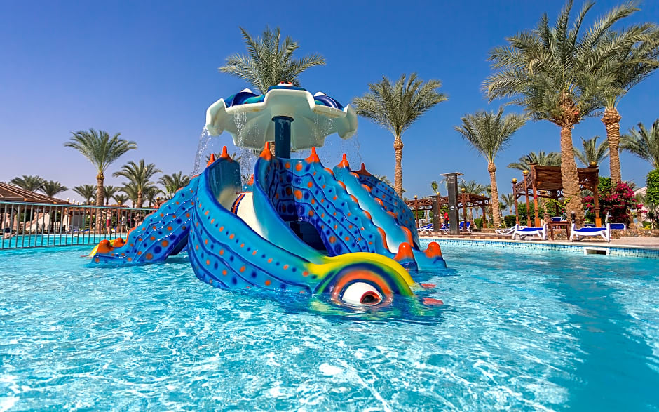 SUNRISE Le Jarden Resort