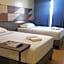 Travelite Hotel Legarda